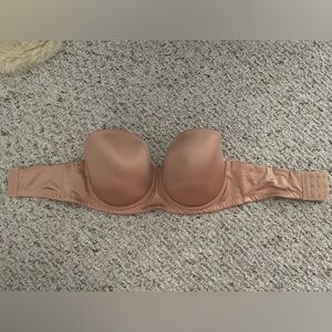 30DDD Strapless Convertible Bra